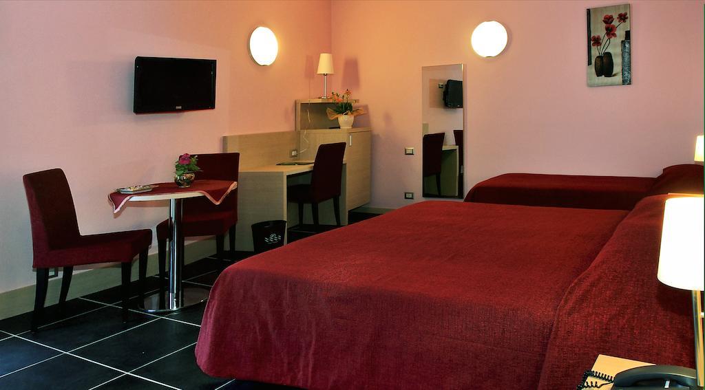 Tus'Hotel Кастель-ди-Туса Номер фото